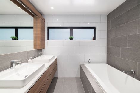 Photo of property in 121 Penruddock Rise, Westmorland, Christchurch, 8025