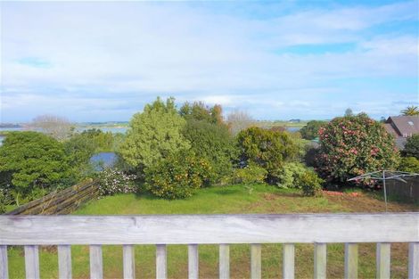 Photo of property in 27 Estuary Road, Weymouth, Auckland, 2103