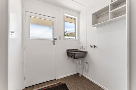 Photo of property in 2 Park Lane, Omarama, 9412