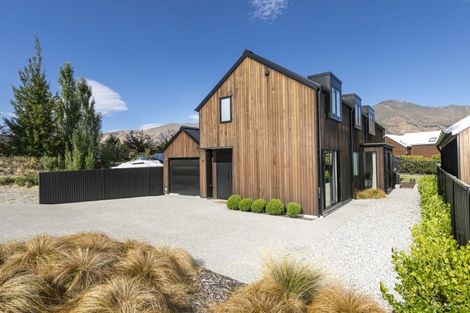 Photo of property in 170b Beacon Point Road, Wanaka, 9305