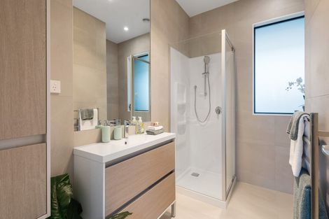 Photo of property in 6 Kuparu Lane, Red Beach, 0932