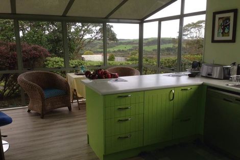 Photo of property in 1415 Whangaparaoa Road, Army Bay, Whangaparaoa, 0930