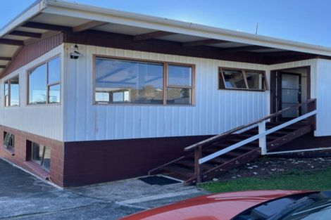 Photo of property in 34 Pacific Parade, Army Bay, Whangaparaoa, 0930