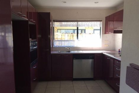 Photo of property in 1 Belcoo Crescent, East Tamaki, Auckland, 2013