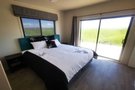 Photo of property in 73 Pirau Road, Fernhill, Napier, 4183