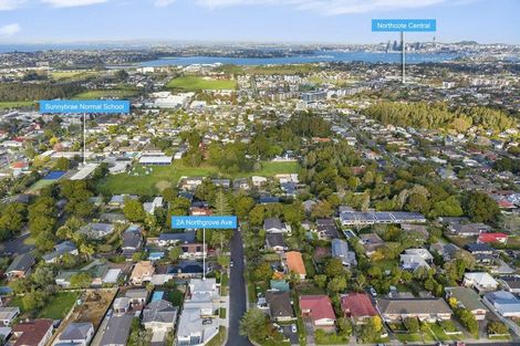 Photo of property in 2a Northgrove Avenue, Hillcrest, Auckland, 0627