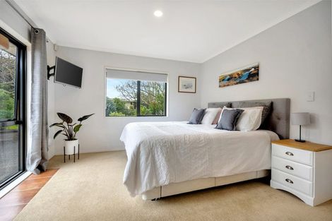 Photo of property in 3 Ron Wyatt Lane, Waiuku, 2123