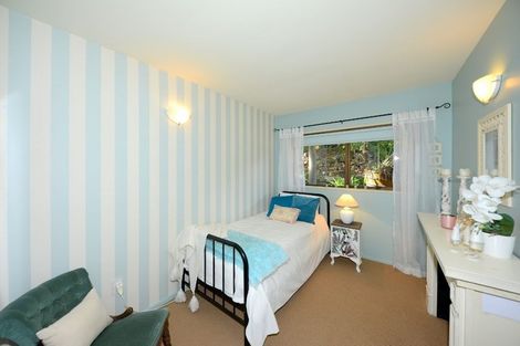 Photo of property in 2 Ranui Crescent, Diamond Harbour, Lyttelton, 8971