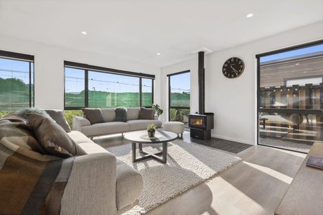 Photo of property in 51 Obelisk Street, Wanaka, 9305