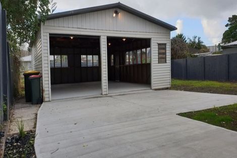 Photo of property in 5 Sutton Avenue, Mangere East, Auckland, 2024