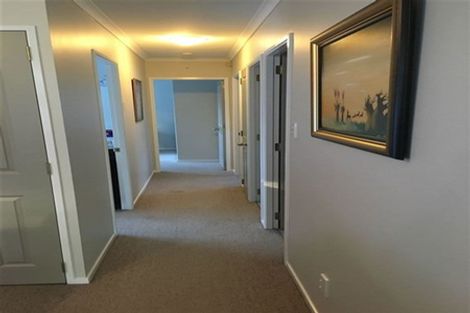 Photo of property in 5 Westvale Avenue, Ranui, Auckland, 0612