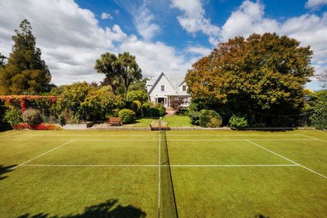 Photo of property in 15 Trent Avenue, Hokowhitu, Palmerston North, 4410