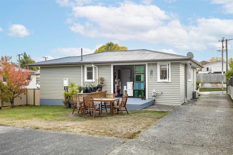 Photo of property in 82 Urlich Avenue, Melville, Hamilton, 3206