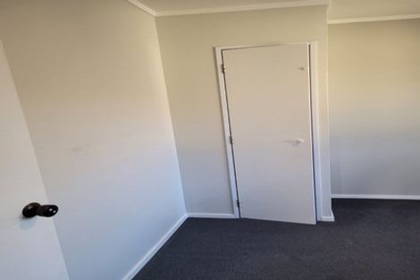 Photo of property in 2/112 View Road, Sunnyvale, Auckland, 0612