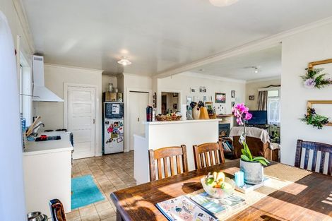 Photo of property in 22 Barton Avenue, Marewa, Napier, 4110