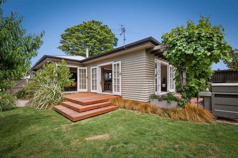 Photo of property in 51 Hawkesbury Avenue, St Albans, Christchurch, 8014