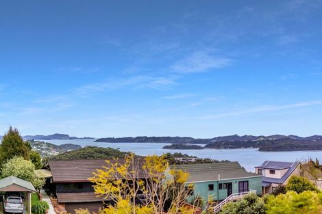Photo of property in 90 Te Haumi Drive, Paihia, 0200