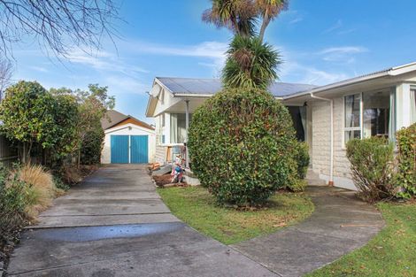 Photo of property in 3 Mirfield Place, Russley, Christchurch, 8042