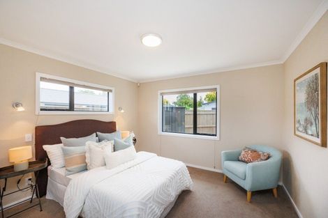 Photo of property in 18 Thomson Street, West End, Palmerston North, 4412