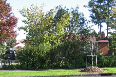 Photo of property in 33 Churchill Avenue, Manurewa, Auckland, 2102