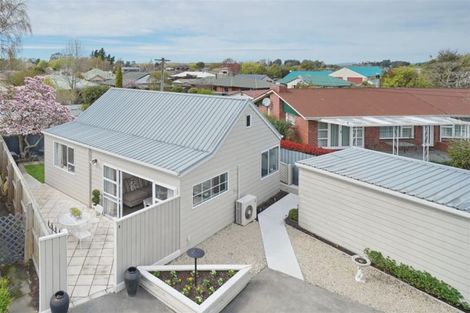 Photo of property in 66 Main North Road, Woodend, 7610