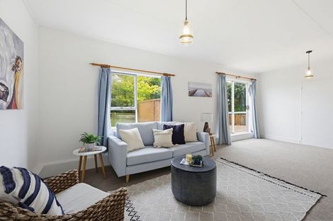 Photo of property in 77 Baylands Drive, Newlands, Wellington, 6037