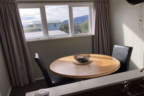 Photo of property in 18a Titoki Road, Waikanae Beach, Waikanae, 5036