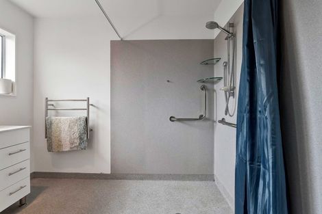 Photo of property in 20 Tukapa Street, Westown, New Plymouth, 4310