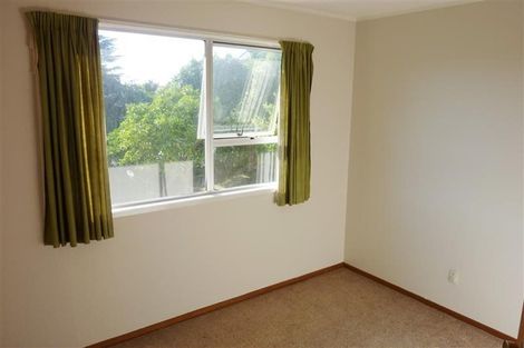 Photo of property in 3 Waari Avenue, Sunnyvale, Auckland, 0612