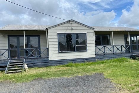 Photo of property in 17 Manuroa Road, Takanini, 2112