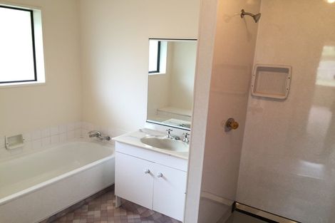 Photo of property in 134 Racecourse Road, Sockburn, Christchurch, 8042