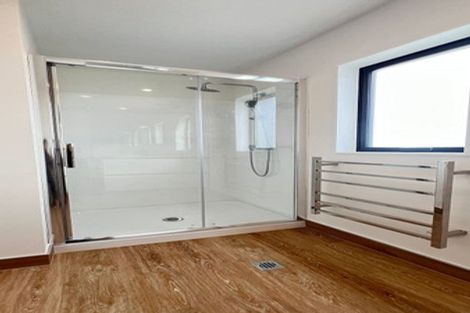 Photo of property in 4c Medina Place, Half Moon Bay, Auckland, 2012