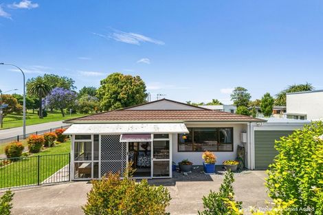 Photo of property in 1/38 Douglas Mclean Avenue, Marewa, Napier, 4110