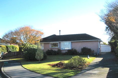 Photo of property in 20 Camelia Place, Islington, Christchurch, 8042