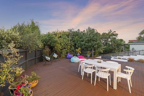 Photo of property in 85 Kennedy Avenue, Forrest Hill, Auckland, 0620