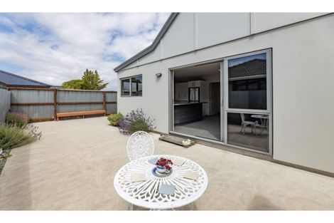 Photo of property in 1/49 Castletown Place, New Brighton, Christchurch, 8083