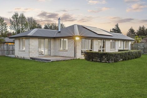 Photo of property in 25 Little Maude Drive, Lake Hawea, Wanaka, 9382