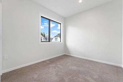 Photo of property in 1/1 Brian Avenue, Forrest Hill, Auckland, 0620