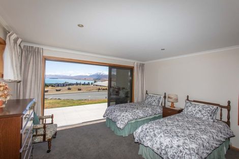 Photo of property in 2 Walter Black Place, Lake Tekapo, 7999
