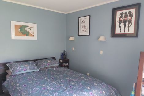 Photo of property in 45 Cambridge Terrace, Waiwhetu, Lower Hutt, 5010