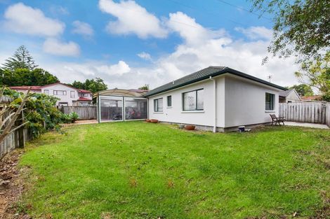 Photo of property in 66b Dundale Avenue, Blockhouse Bay, Auckland, 0600