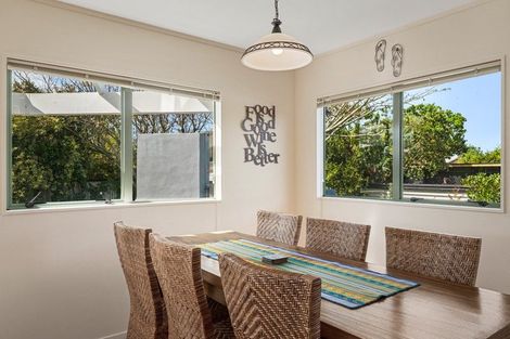 Photo of property in 12 Hereford Place, Waihi Beach, 3611