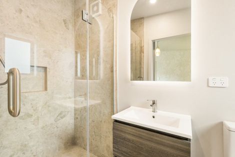 Photo of property in 60 Neplusultra Street, Cromwell, 9310