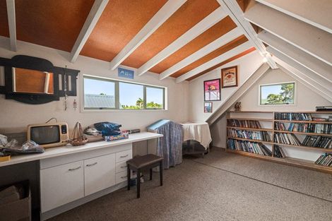 Photo of property in 12 Hereford Place, Waihi Beach, 3611