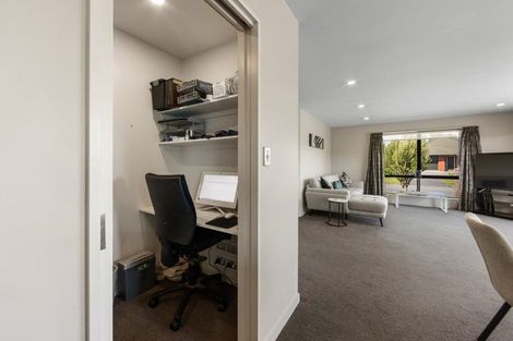 Photo of property in 32 East Ellington Drive, Mairehau, Christchurch, 8052