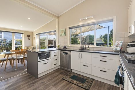 Photo of property in 34 Epsom Road, Hokowhitu, Palmerston North, 4410