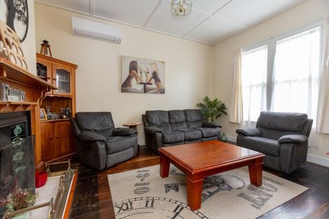 Photo of property in 28 Station Road, Paeroa, 3600