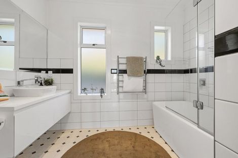 Photo of property in 125 Forfar Street, Clyde Hill, Dunedin, 9011