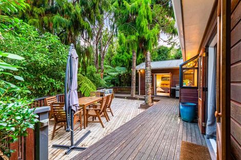 Photo of property in 84 Mountain Road, Henderson Valley, Auckland, 0612