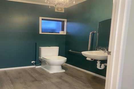 Photo of property in 2a Redwood Drive, Massey, Auckland, 0614